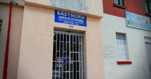 SASTRERIA TEUSAQUILLO CALLE 32A 17 CON 93 SASTRERIA TEUSAQUILLO CALLE 32A 17 CON 93